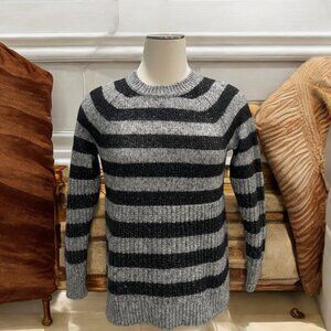 Banana Republic Striped‎ Sweater Black/Gray S Warm Cozy Italian Yarn Winterwear